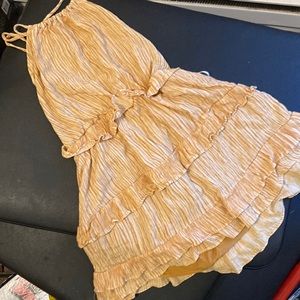 Honey Jar tie around the neck kid’s dress🐣🌼